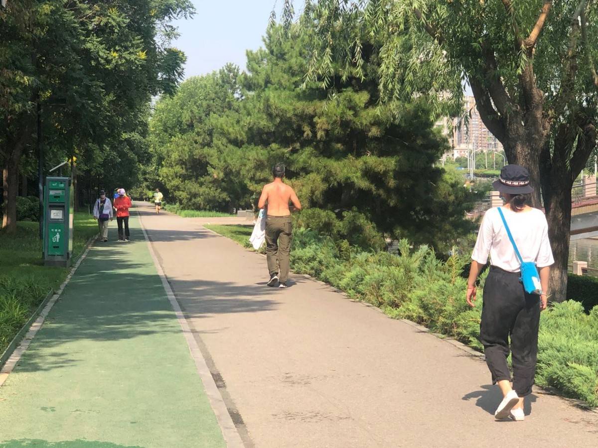 健身房赤膊什么意思_赤膊健身_健身房赤膊健身的广播词
