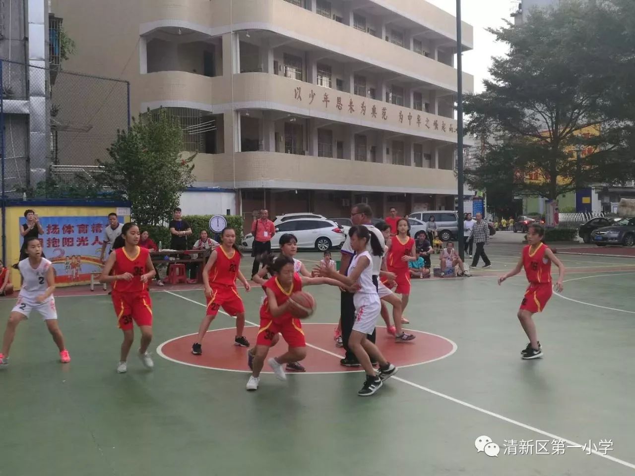 翁源县中小学生篮球赛冠军_中小学篮球赛夺冠_容桂中小学生篮球比赛