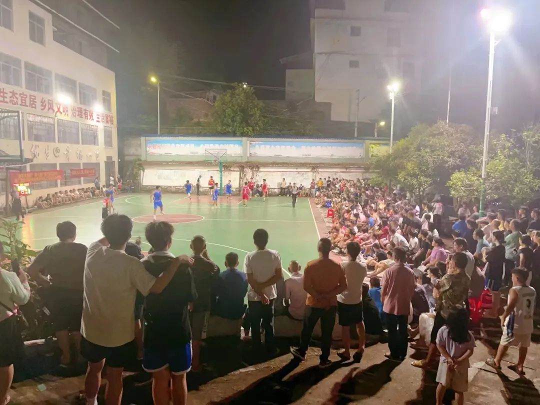 柳州高级中学篮球队_柳州一中篮球队_柳州市一中篮球赛冠军