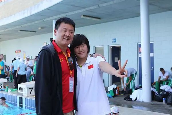 游泳冠军溺死_游泳二度冠军逝死的是谁_游泳冠军溺亡